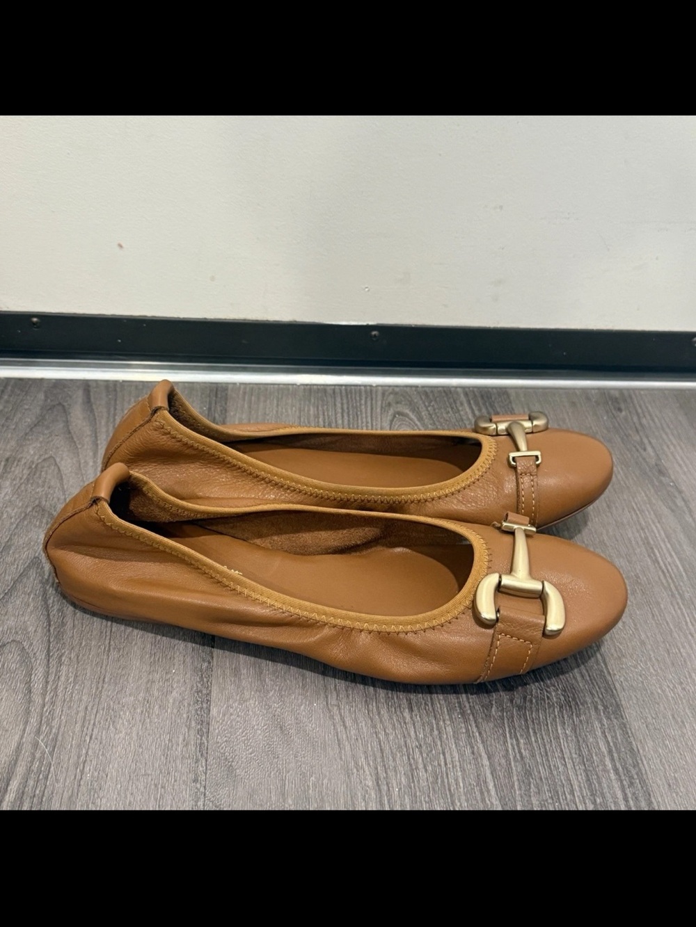 Women's Tan Leather Ballet Flats with Gold Bit Detail